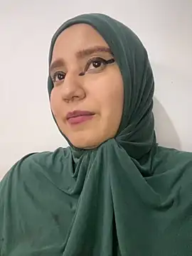 hannahayat online show from January 4, 9:09 pm