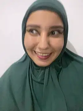 hannahayat online show from January 19, 2:04 am