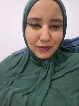 hannahayat online show from February 8, 1:22 am