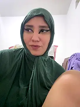 hannahayat online show from December 1, 10:37 pm