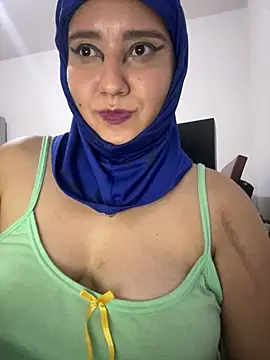 hannahayat online show from June 20, 2:14 am