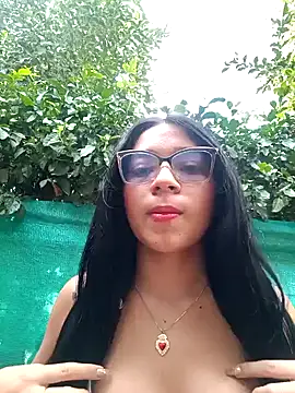 -VICKKY online show from January 17, 1:46 pm