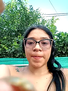 -VICKKY online show from January 22, 7:24 pm