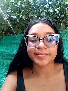 -VICKKY online show from January 23, 4:04 pm