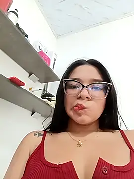 -VICKKY online show from September 12, 2:06 pm