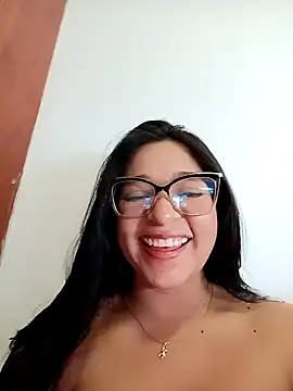 -VICKKY online show from October 16, 1:50 am