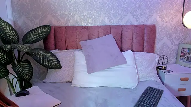 tiffany becker online show from January 7, 10:52 pm