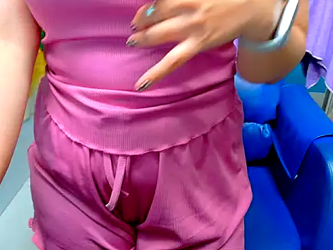 Snapshot of Cherry_6969 chatting on March 4, 12:00 pm Cherry 6969 online show from March 4, 12:00 pm