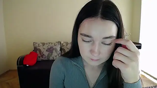 Pretty shy online show from November 11, 9:20 am