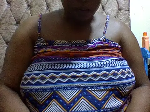 zoey10 online show from February 14, 8:55 am