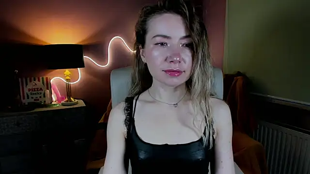 Mia Tasty online show from December 5, 7:39 am