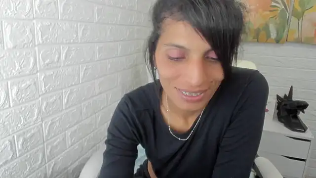 ImCrazzy online show from February 19, 7:48 pm