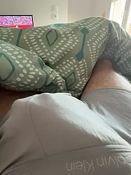 sudistept online show from April 21, 5:06 pm