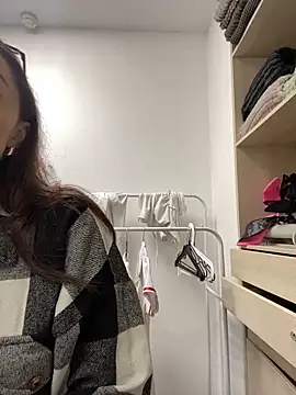 AnaWest online show from October 5, 6:23 am