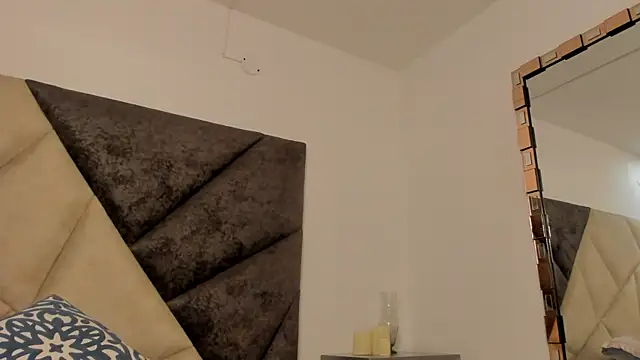 BonnieCute  online show from September 14, 12:10 am