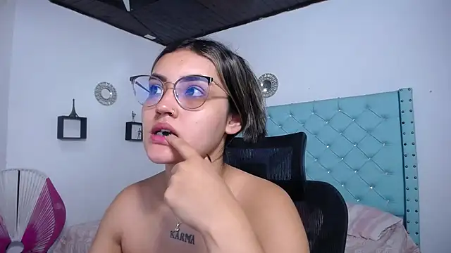 antonella sweetlittle online show from April 21, 10:54 am