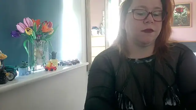 Snapshot of NikiDeeOfficial chatting on June 15, 11:34 am NikiDeeOfficial online show from June 15, 11:34 am