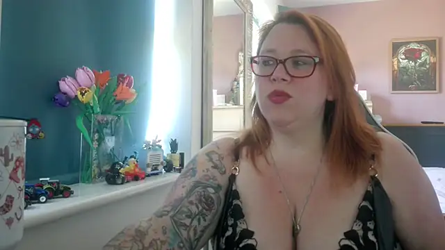 Snapshot of NikiDeeOfficial chatting on July 13, 11:13 am NikiDeeOfficial online show from July 13, 11:13 am