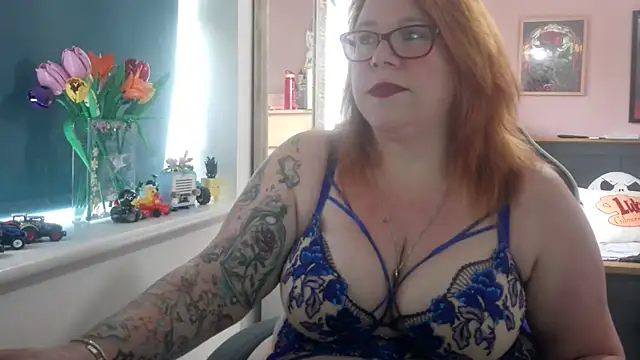 Snapshot of NikiDeeOfficial chatting on July 15, 11:15 am NikiDeeOfficial online show from July 15, 11:15 am