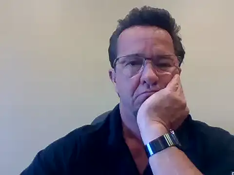 sluttydylan online show from December 18, 11:51 pm