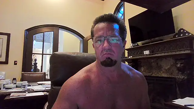Snapshot of sluttydylan chatting on May 3, 2:06 am sluttydylan online show from May 3, 2:06 am