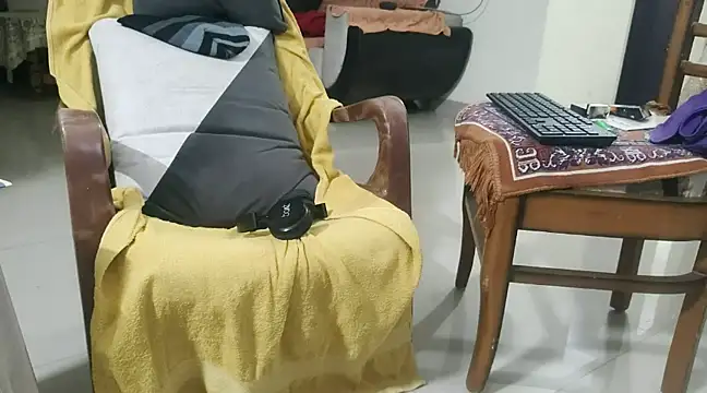 Snapshot of kaan3o3 chatting on February 6, 9:49 pm kaan3o3 online show from February 6, 9:49 pm