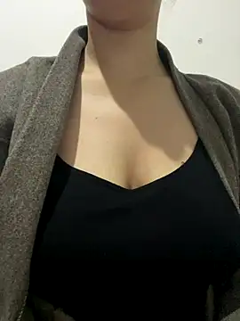 farah-36 online show from December 17, 9:43 pm