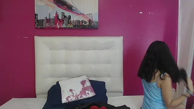 nextdoor fantasy1 online show from December 15, 8:46 pm