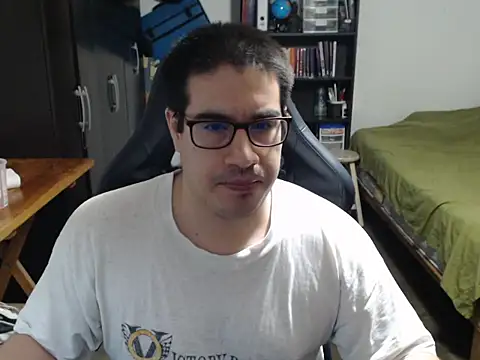 Snapshot of thealfawolf01 chatting on June 25, 11:09 pm thealfawolf01 online show from June 25, 11:09 pm