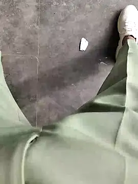 cumshotboy01 online show from January 12, 7:21 am