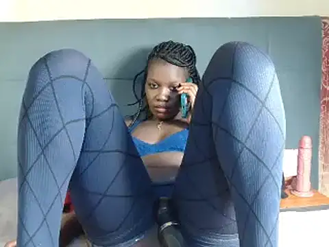 Layla Amish1 online show from November 10, 4:17 pm