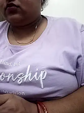 smile pretty online show from December 2, 4:20 pm