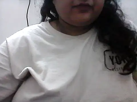 smile pretty online show from December 30, 7:00 pm