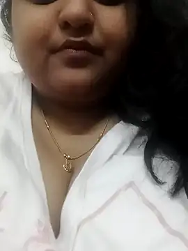 smile pretty online show from February 5, 4:58 pm