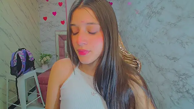 Snapshot of _Emily_v chatting on February 22, 1:35 pm Emily v online show from February 22, 1:35 pm