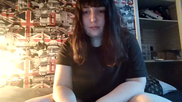 Lynylou online show from September 17, 7:21 am