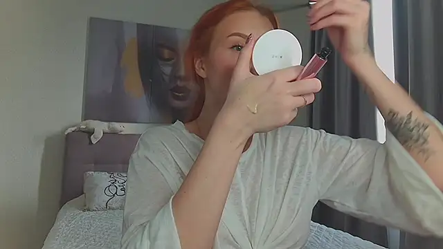 Snapshot of JudyWalkerr chatting on September 17, 4:14 am JudyWalkerr online show from September 17, 4:14 am