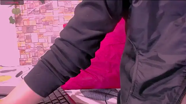 CrazyRousex online show from February 26, 2:49 pm