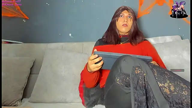 sammyfox97 online show from December 18, 7:08 pm