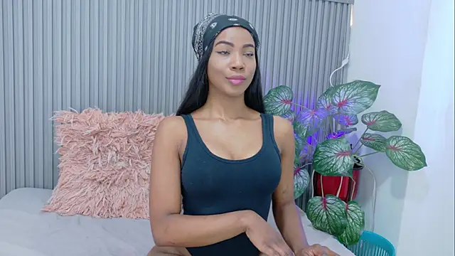 paula  cruzz online show from April 23, 8:44 pm