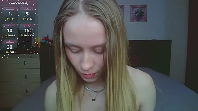 Lily  Devil online show from January 9, 3:59 pm