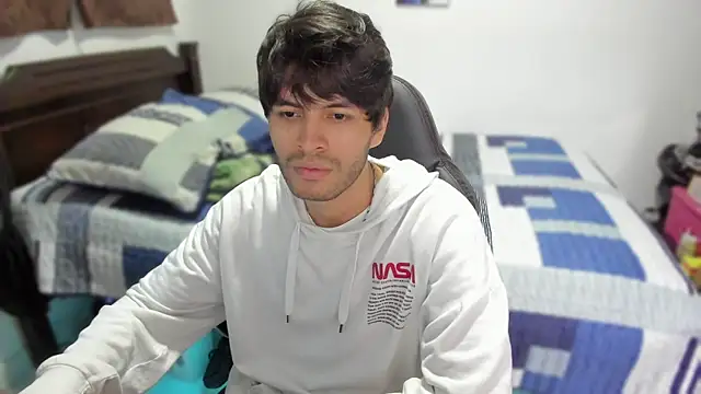 justin stark7 online show from December 27, 10:48 pm