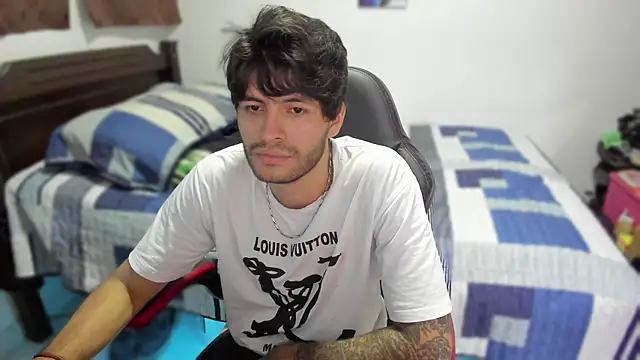 justin stark7 online show from January 6, 10:26 pm