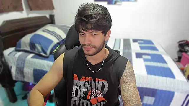 justin stark7 online show from January 16, 11:48 pm