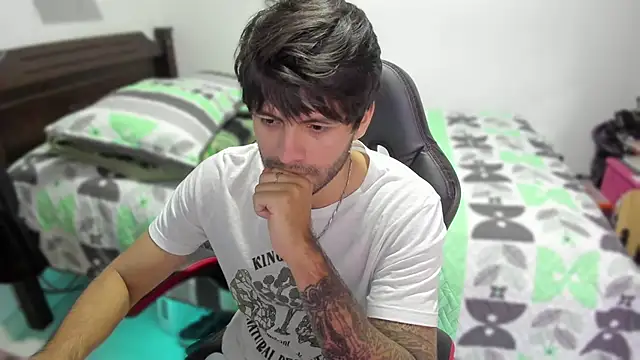 justin stark7 online show from January 24, 11:23 pm