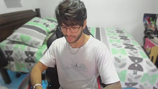 justin stark7 online show from February 27, 11:04 pm