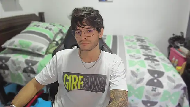 justin stark7 online show from March 4, 11:22 pm