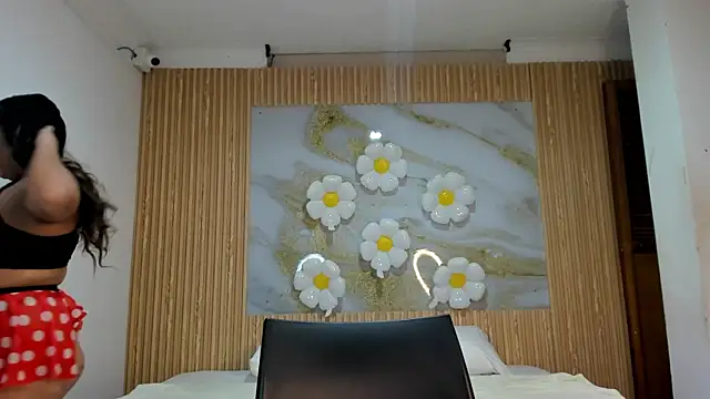 samy 19  online show from April 21, 11:05 am