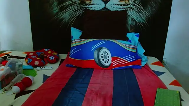 Michaell Myerss  online show from October 2, 1:51 pm