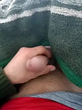 Snapshot of sokrates13 chatting on January 6, 8:39 pm sokrates13 online show from January 6, 8:39 pm